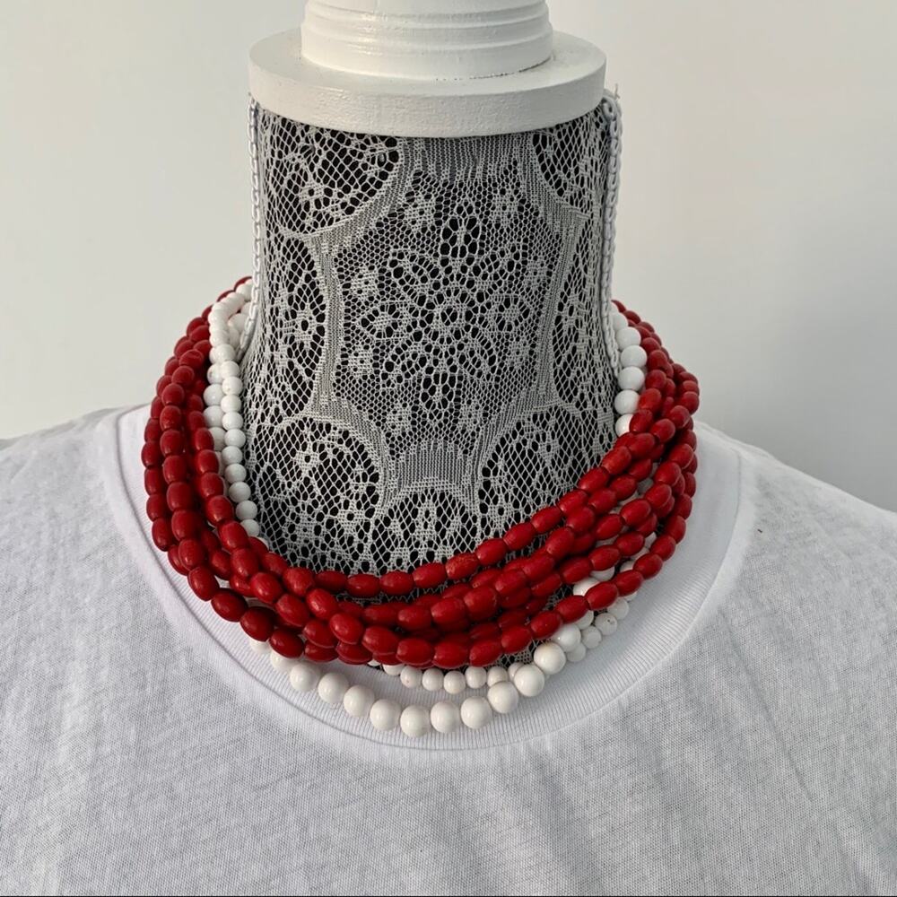Vintage Ethnic Wooden Beaded Choker Necklace Red and White - Picture 7 of 7